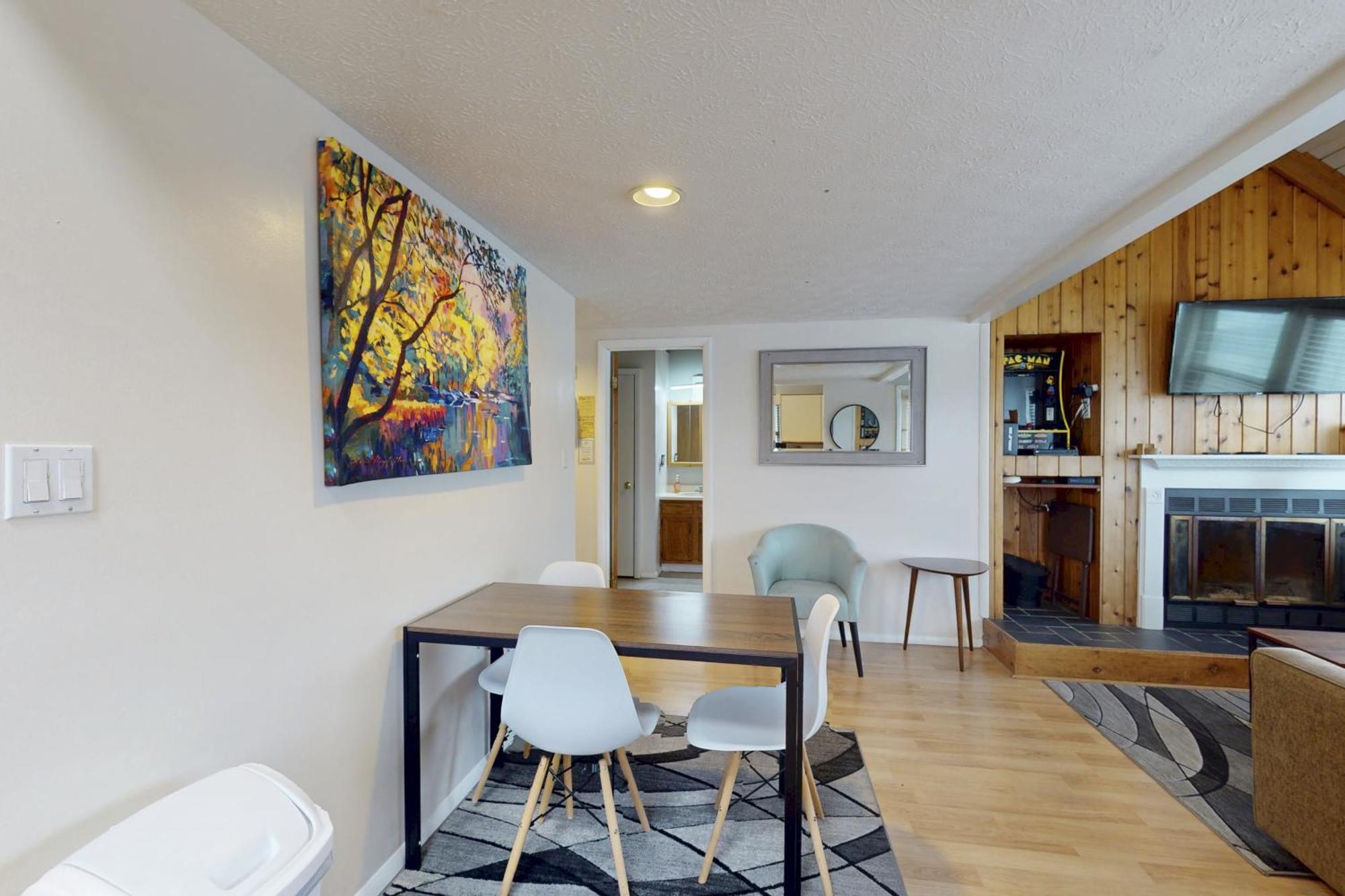 Jeffrey Lane Condos Thayerville Rum bild